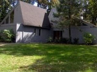 16 Ridgewood Dr, Roseburg, OR 97471