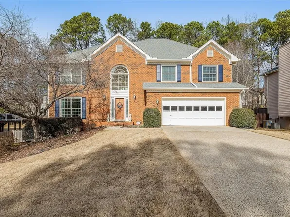 740 Birch Ridge Dr, Roswell, GA 30076