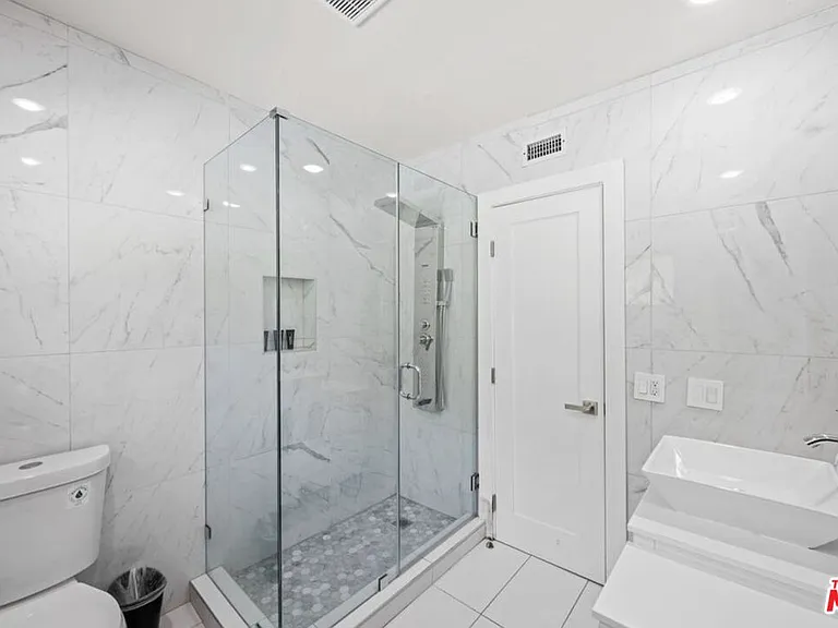2617 S Beverly Dr — Photo 54