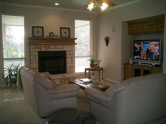 FP& Custom Cabinets in LR