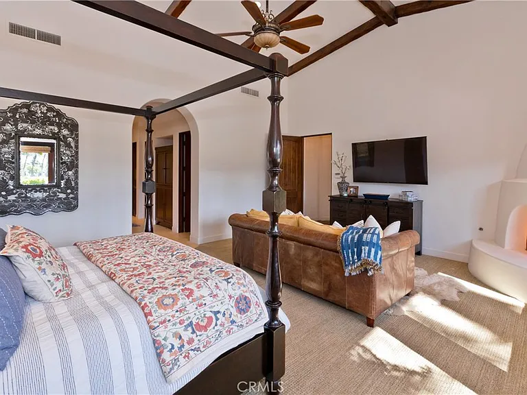 56145 Village Dr — Photo 26