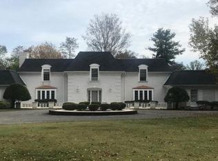 1055 Circle Dr SE, Wise, VA 24293