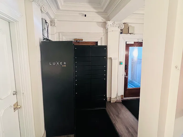 100 E Preston St #61 — Photo 7