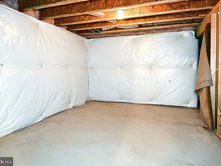 3082 American Eagle Blvd — Photo 46