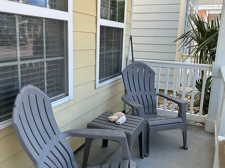 358 Sailors Ct — Photo 2
