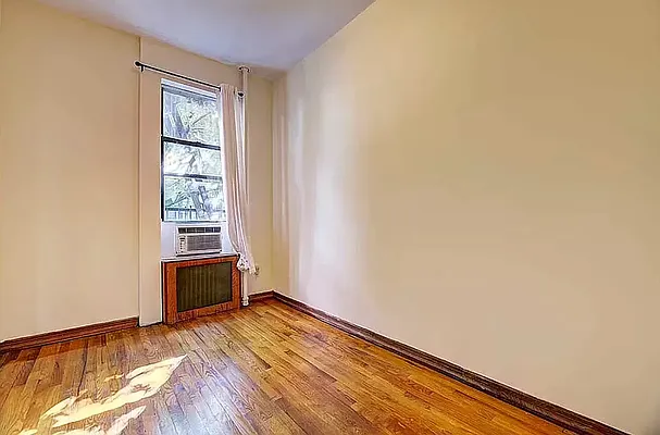 Rented by REAL New York | media 13