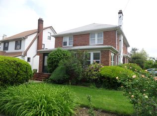 434 Albemarle Rd, Cedarhurst, NY 11516