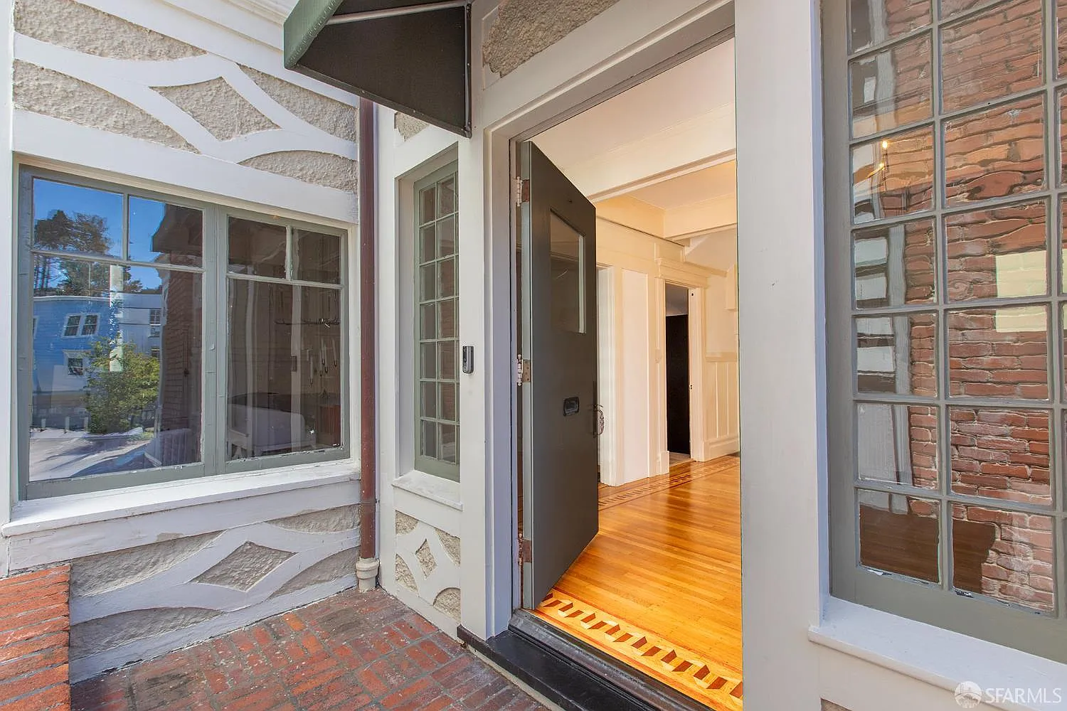 228 32nd Ave - Photo 3