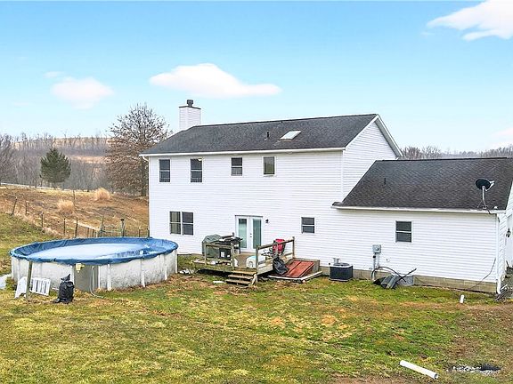 4th image of 220 Main Rd