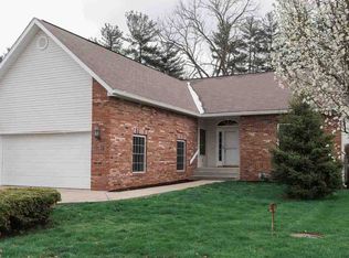 2428 N Stonelake Cir, Bloomington, IN 47404