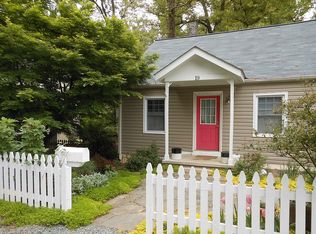 19 Mobile Ln, Charlottesville, VA 22903