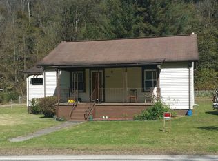 8852 Clear Fork Rd, Dorothy, WV 25060
