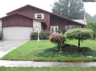 13991 Claremont Ave, Middleburg Heights, OH 44130