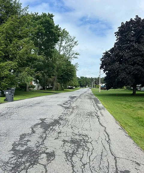 14 Hadel Rd — Photo 4