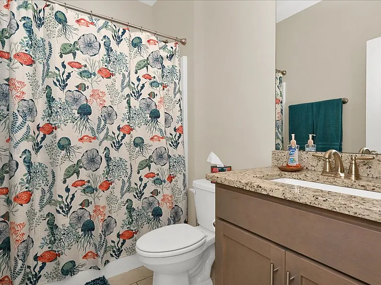 2058 Austin Dr N #E — Photo 16