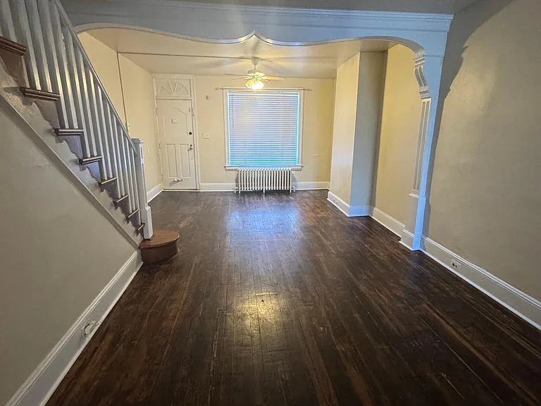 1537 S Bailey St — Photo 3