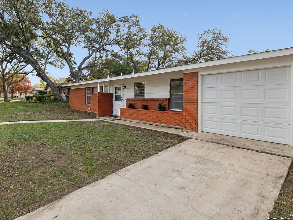 1st image of 4918 Chedder Dr