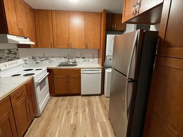 95-257 Waikalani Dr APT B804, Mililani, HI 96789