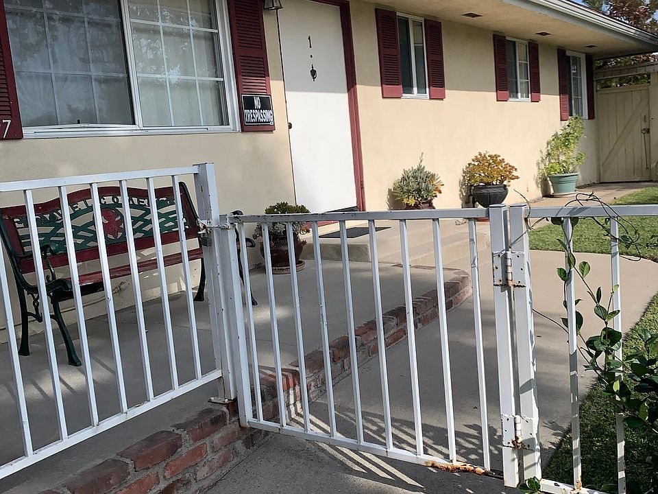1st image of 1727 E Villa St APT 1
