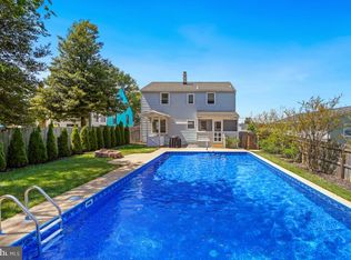 217 Arundel Rd, Pasadena, MD 21122