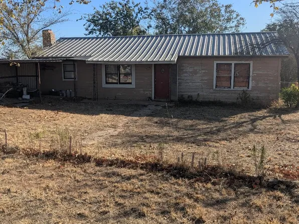 110 County Road 106, Santa Anna, TX 76878