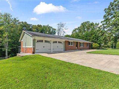 106 Pine St, North Wilkesboro, NC, 28659