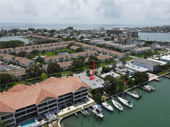 12175 3rd St E #10, Saint Petersburg, FL 33706