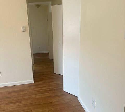 4th image of 7594 Hazelcrest Dr Unit C-1