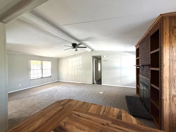 322 Derrick St, West Columbia, SC 29169