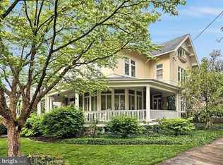 236 S College St, Carlisle, PA 17013