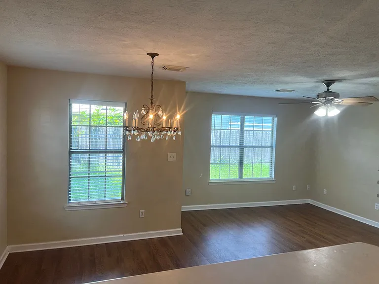 3430 Appomattox Dr — Photo 4