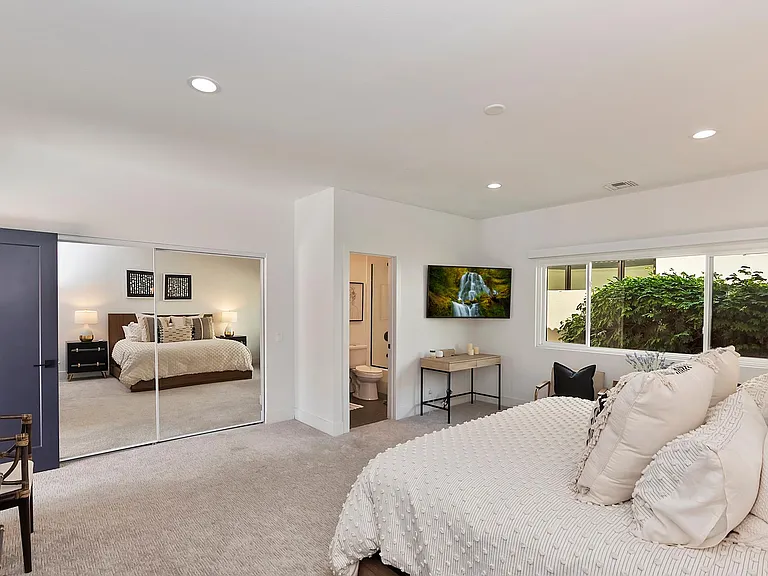 49155 Avenida Fernando — Photo 45