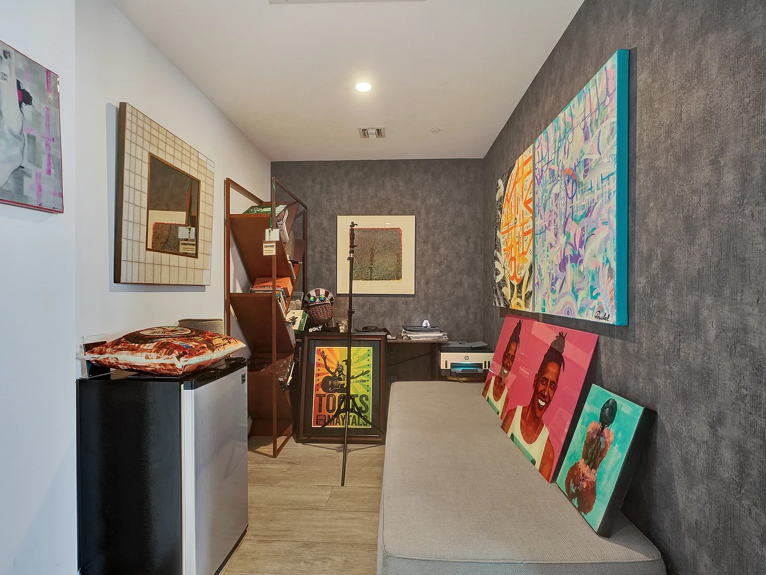 2 bed, 926 sqft, $5,500 — Photo 2