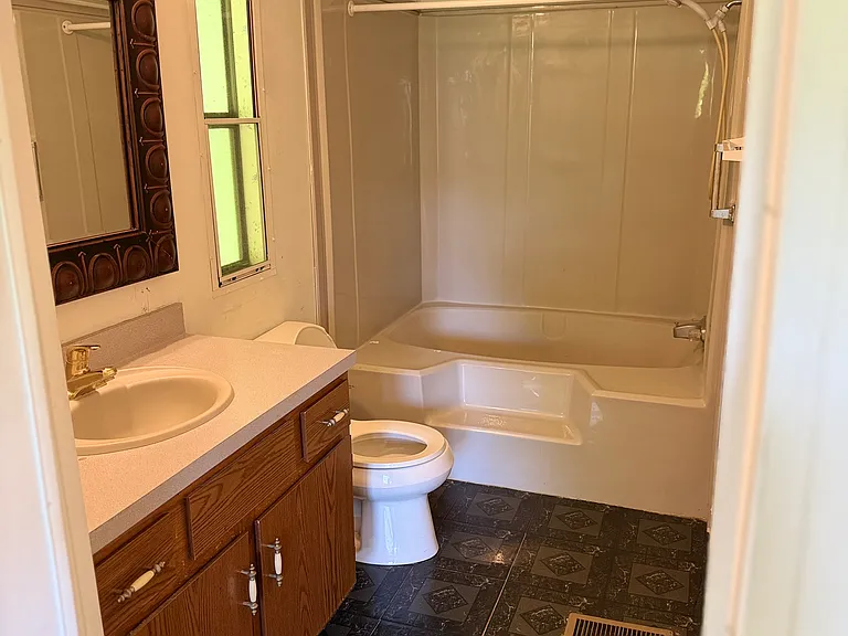 332 S Long Hollow Rd — Photo 6