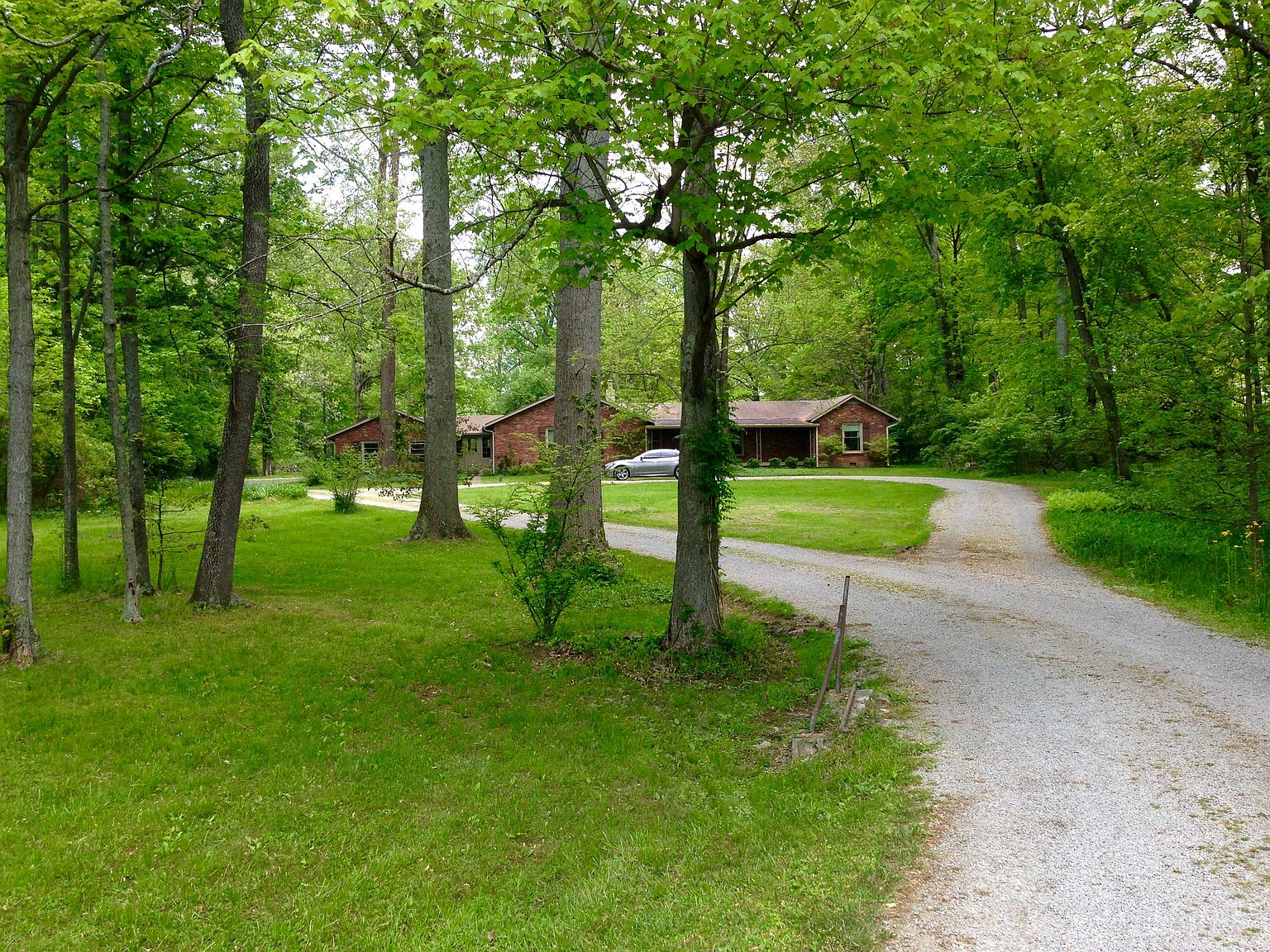 809 Glenbrook Rd, Anchorage, KY 40223 Zillow