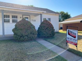 718 11th St, Alva, OK 73717