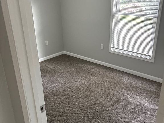 5th image of 1805-1807 S Brookside Ave