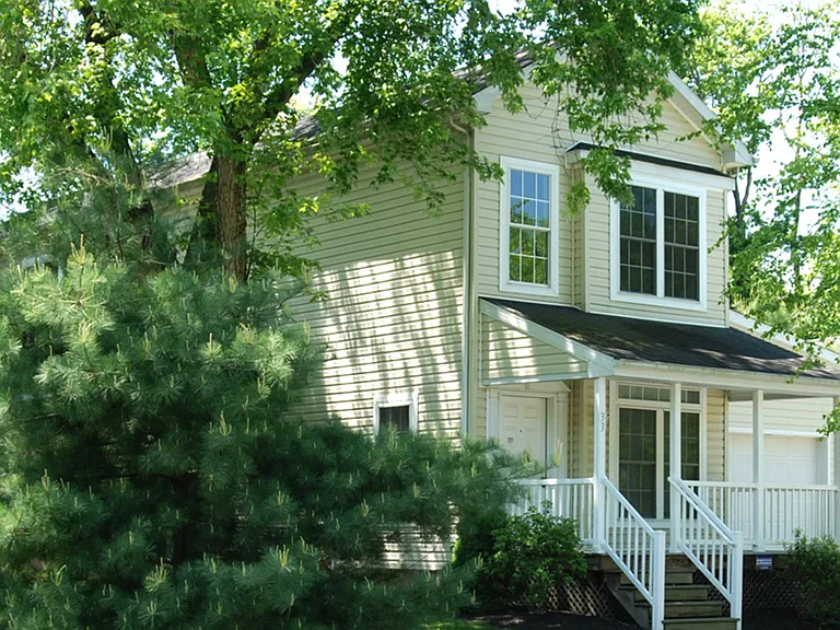 Ascot Landing - Single Family Homes — Photo 13