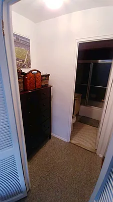 Rented by Metro Garden Realty NYC | media 31