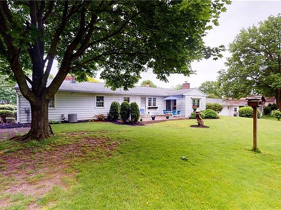 4th image of 5104 Robinhood Ln