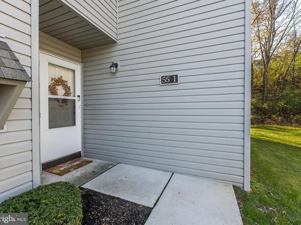 55-1 Holly Dr, Reading, PA 19606