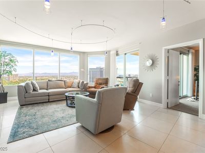 322 Karen Ave UNIT 2201, Las Vegas, NV, 89109