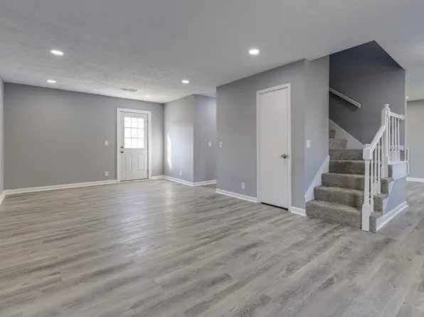 3233 Towne Village Rd, Antioch, TN 37013