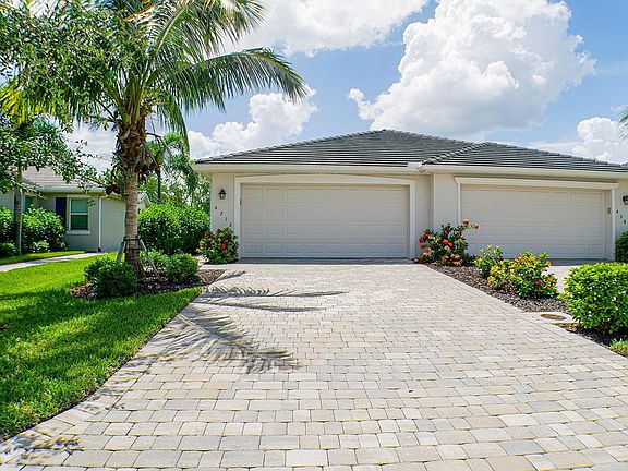 2nd image of 4212 Lemongrass Dr