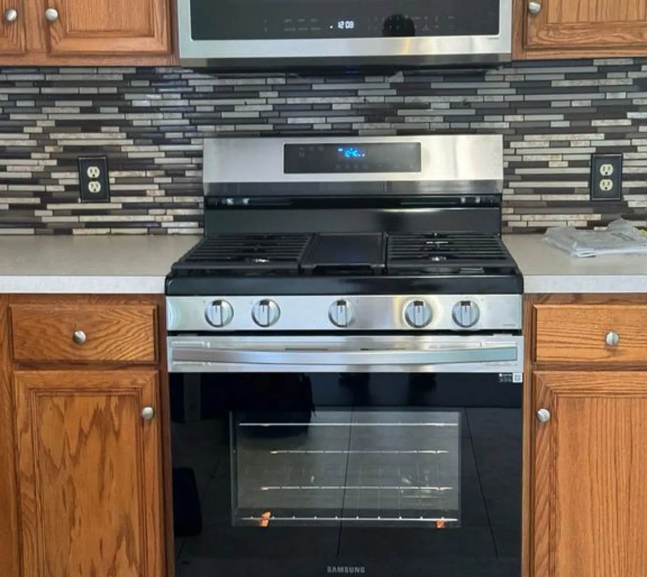 312 Galean Dr — Photo 3
