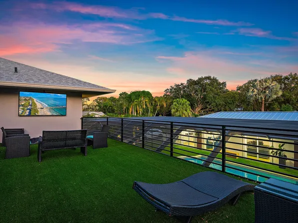 5635 Shirley Drive, Jupiter, FL 33458