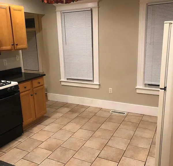 1453 W Broad St #1 — Photo 5