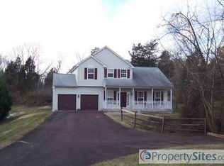 101 Julie Rd, Sanatoga, PA 19464
