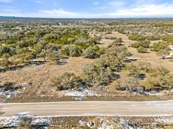 145 Red Hawk Dr, Marble Falls, TX 78654