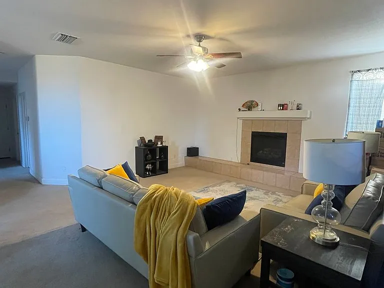 1217 Jewelflower St — Photo 4